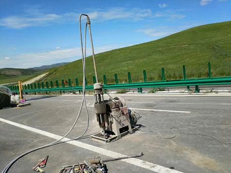 金塔公路地基基础注浆加固